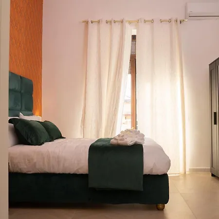 Nyaraló Afelbo Nápoly